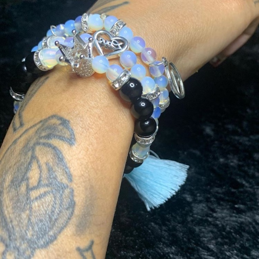 3 piece crystal bracelet set - Picture 4 of 6